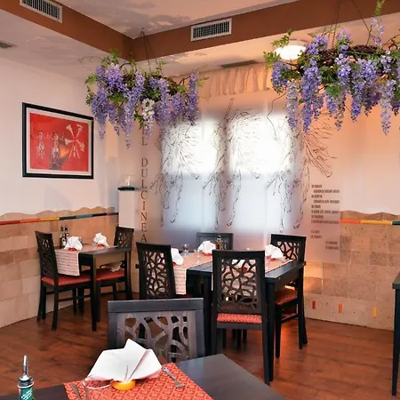 Dulcinea Hotel *